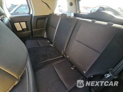 2008 Toyota FJ Cruiser w/Rear Doors - zdjęcie 13 z 60 - miniatura