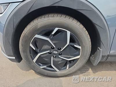 2024 Hyundai IONIQ 5 SEL - zdjęcie 17 z 26 - miniatura
