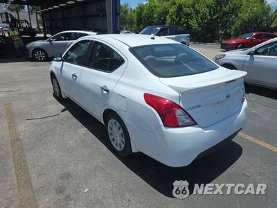 2017 Nissan Versa Sedan SV - zdjęcie 6 z 38 - miniatura