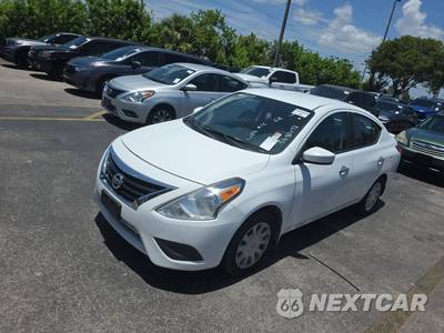 2017 Nissan Versa Sedan SV - zdjęcie 1 z 38 - miniatura