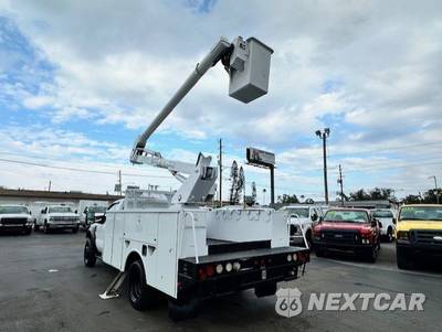 2009 Ford Super Duty F-550 Cab Chassis XL Regular Cab DRW - zdjęcie 7 z 24 - miniatura