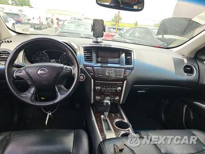 2013 Nissan Pathfinder SL - zdjęcie 17 z 42 - miniatura