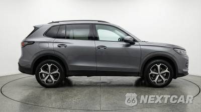 2026 Volkswagen Tiguan SE - zdjęcie 8 z 12 - miniatura