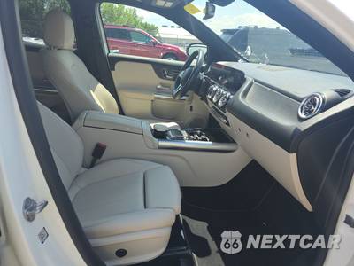 2023 Mercedes-Benz GLA 250 4MATIC - zdjęcie 8 z 23 - miniatura