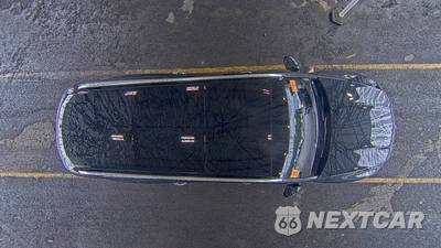 2025 Mercedes-Benz GLS 450 4MATIC - zdjęcie 18 z 27 - miniatura