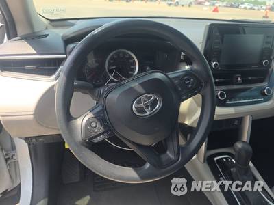 2022 Toyota Corolla Cross L - zdjęcie 10 z 23 - miniatura