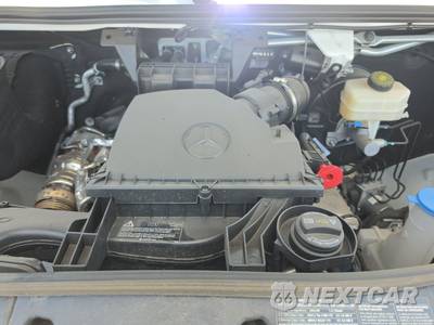 2026 Mercedes-Benz Sprinter 2500 Passenger Van 170.0" WB - zdjęcie 15 z 17 - miniatura
