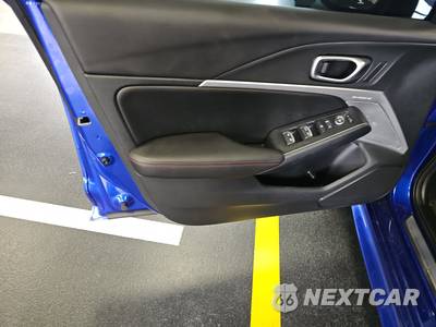 2025 Acura Integra Type S - zdjęcie 9 z 23 - miniatura