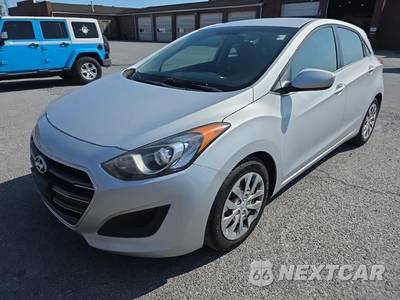 2017 Hyundai Elantra GT Hatchback - zdjęcie 1 z 15 - miniatura