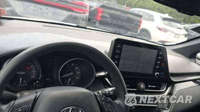 2019 Toyota C-HR LE - zdjęcie 18 z 22 - miniatura