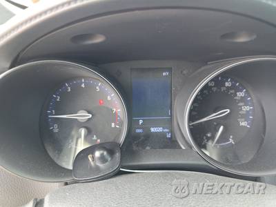 2019 Toyota C-HR LE - zdjęcie 12 z 22 - miniatura