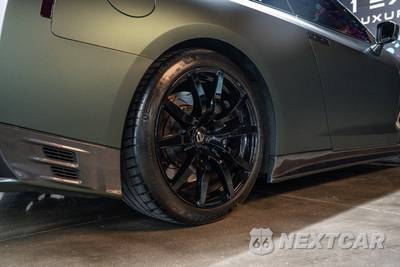 2014 Nissan GT-R Premium - zdjęcie 13 z 19 - miniatura
