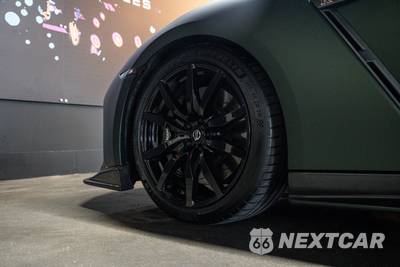 2014 Nissan GT-R Premium - zdjęcie 15 z 19 - miniatura