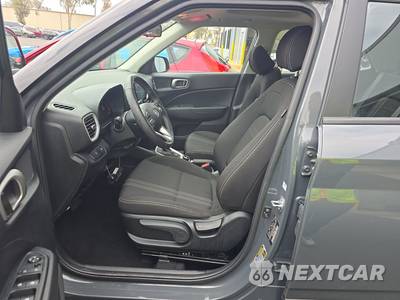2025 Hyundai Venue SEL - zdjęcie 7 z 27 - miniatura