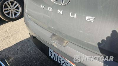 2025 Hyundai Venue SEL - zdjęcie 25 z 27 - miniatura