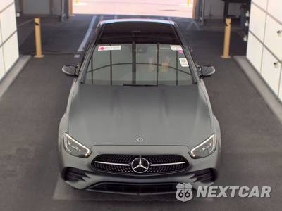 2021 Mercedes-Benz E 350 Sedan - zdjęcie 2 z 21 - miniatura
