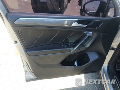 2023 Volkswagen Tiguan SE R-Line Black - zdjęcie 9 z 24 - miniatura