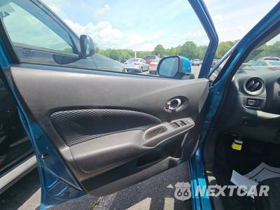 2014 Nissan Versa Note SV - zdjęcie 9 z 34 - miniatura