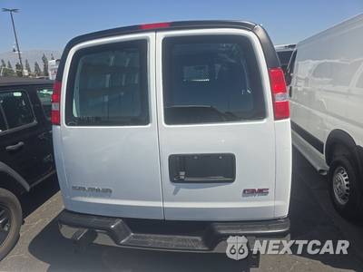 2025 GMC Savana 2500 Cargo Van 1WT 135.0" WB - zdjęcie 5 z 30 - miniatura