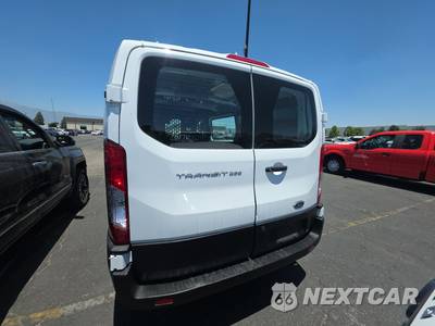 2025 Ford Transit 250 Cargo Van Low Roof 130.0" WB - zdjęcie 5 z 36 - miniatura