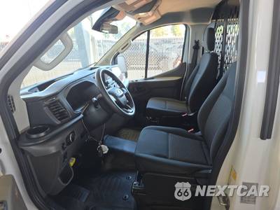 2025 Ford Transit 250 Cargo Van Low Roof 130.0" WB - zdjęcie 7 z 30 - miniatura