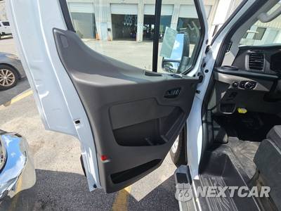 2025 Ford Transit 250 Cargo Van Low Roof 130.0" WB - zdjęcie 9 z 19 - miniatura