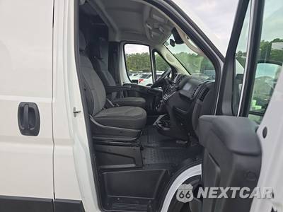 2025 Ram ProMaster 2500 Cargo Van Tradesman w/Passenger Seat Low Roof 136.0" WB - zdjęcie 8 z 35 - miniatura