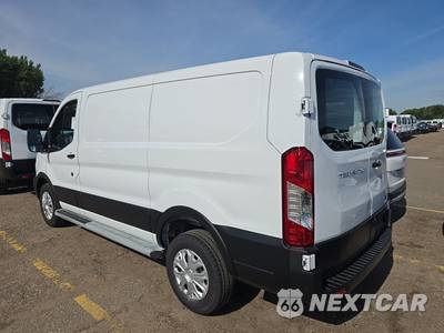 2025 Ford Transit 250 Cargo Van Low Roof 130.0" WB - zdjęcie 6 z 33 - miniatura