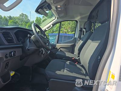2025 Ford Transit 250 Cargo Van Low Roof 130.0" WB - zdjęcie 7 z 18 - miniatura