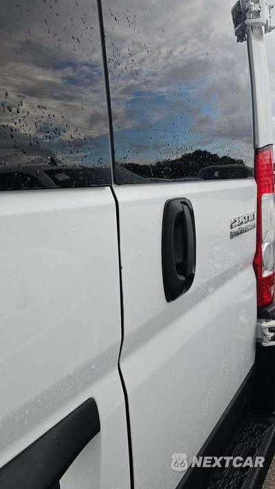 2025 Ram ProMaster 2500 Cargo Van Tradesman w/Passenger Seat Low Roof 136.0" WB - zdjęcie 19 z 23 - miniatura