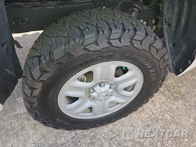2023 Toyota Tundra SR Crew Cab Short Bed - zdjęcie 10 z 22 - miniatura