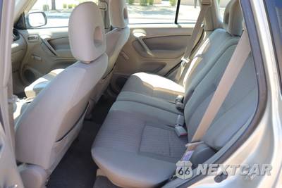2004 Toyota RAV4 - zdjęcie 12 z 16 - miniatura