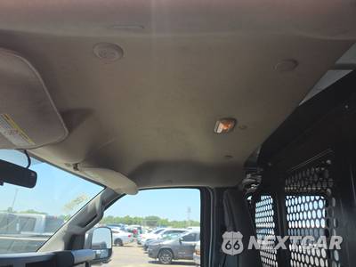 2020 GMC Savana 2500 Cargo Van 1WT 135.2" WB - zdjęcie 18 z 29 - miniatura
