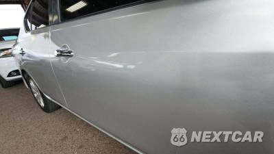2019 Nissan Versa Sedan SV - zdjęcie 21 z 47 - miniatura