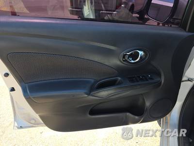 2019 Nissan Versa Sedan SV - zdjęcie 9 z 47 - miniatura