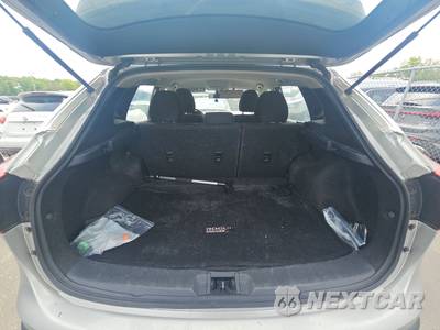 2020 Nissan Rogue Sport S - zdjęcie 16 z 34 - miniatura