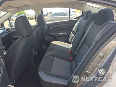 2025 Nissan Versa SV - zdjęcie 13 z 37 - miniatura