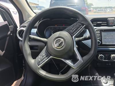 2025 Nissan Versa SV - zdjęcie 10 z 37 - miniatura