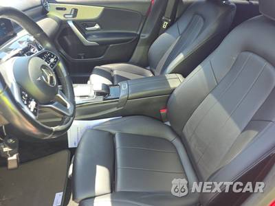 2019 Mercedes-Benz A 220 4MATIC - zdjęcie 7 z 42 - miniatura