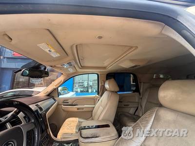 2008 Cadillac Escalade - zdjęcie 9 z 13 - miniatura