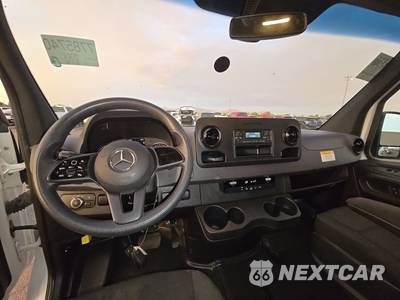 2024 Mercedes-Benz Sprinter 2500 Cargo Van 144.0" WB - zdjęcie 11 z 35 - miniatura