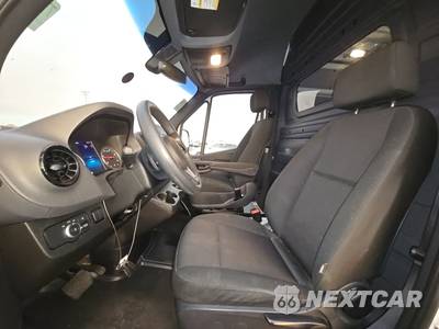 2024 Mercedes-Benz Sprinter 2500 Cargo Van 144.0" WB - zdjęcie 7 z 35 - miniatura
