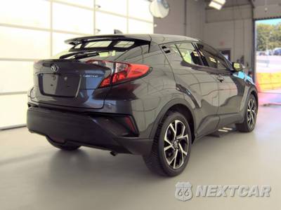2019 Toyota C-HR Limited - zdjęcie 4 z 34 - miniatura