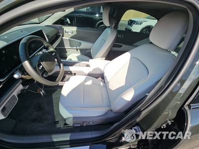 2023 Hyundai IONIQ 6 Limited - zdjęcie 7 z 31 - miniatura
