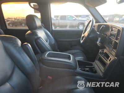 2004 Chevrolet Avalanche 1500 Z71 Crew Cab Short Bed 1SL - zdjęcie 8 z 18 - miniatura
