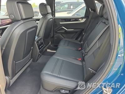 2026 Porsche Cayenne E-Hybrid - zdjęcie 13 z 20 - miniatura