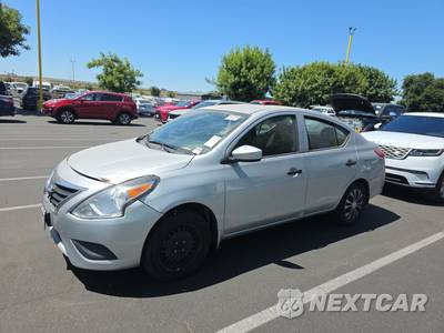 2016 Nissan Versa S - zdjęcie 1 z 38 - miniatura
