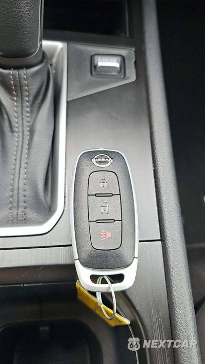 2025 Nissan Kicks S - zdjęcie 22 z 33 - miniatura