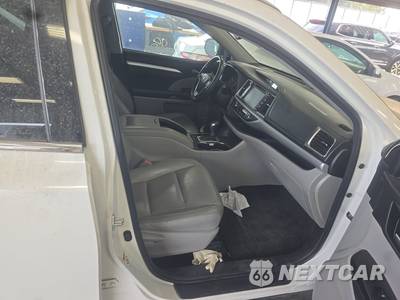 2016 Toyota Highlander XLE - zdjęcie 8 z 32 - miniatura