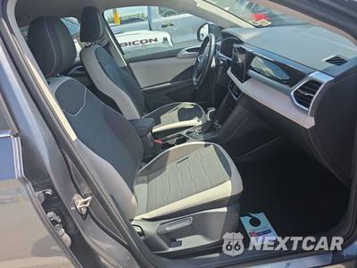 2025 Volkswagen Taos SE - zdjęcie 8 z 20 - miniatura